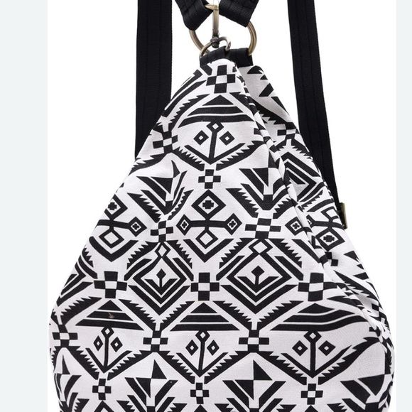 Stylish Geometric Black and White Backpack - Picture 7 of 11